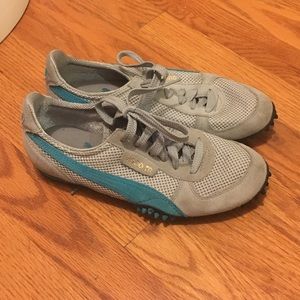 Puma 5000m trail running shoes in size 6.5/ 37